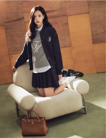 لمسة تومي هيلفيغر التي ستُحوّل أعيادك إلى عرض أزياء