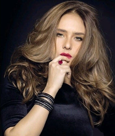 يسرا  تكشف أسرار صداقتها مع نيللي كريم