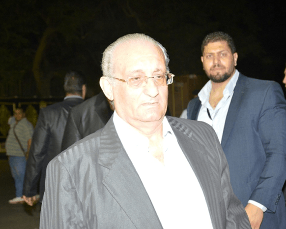 انهيارات وشجارات وحضور فنّي في عزاء نور الشريف