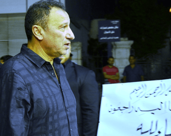 انهيارات وشجارات وحضور فنّي في عزاء نور الشريف