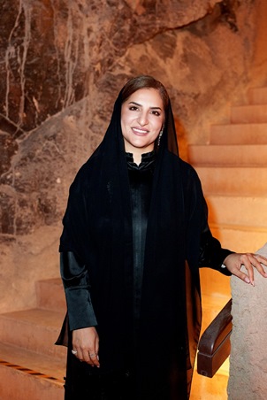 إليك تفاصيل عروض أسبوع مسقط للموضة