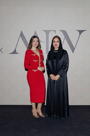 إليك تفاصيل عروض أسبوع مسقط للموضة