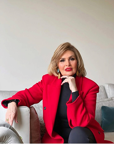 يسرا تستعيد ذكريات الرعب مع عادل إمام: 
