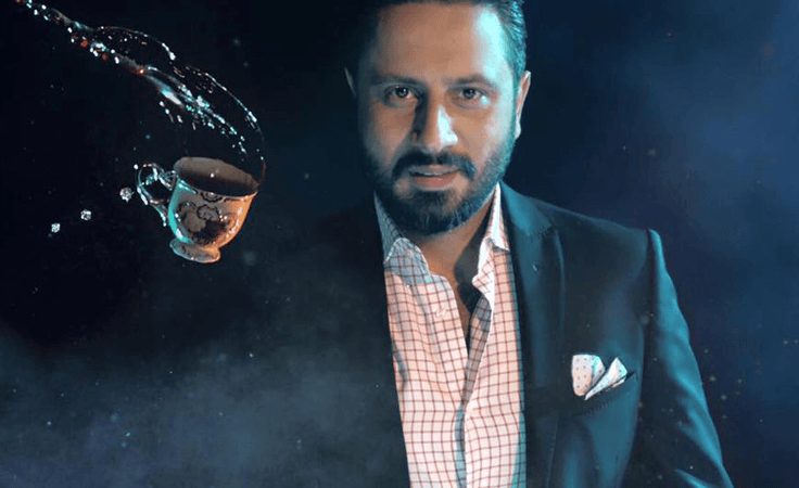 خاص - باميلا الكيك ومكسيم خليل يلتقيان خارج بلاتوه 