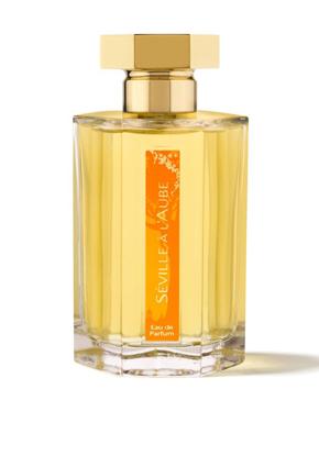 هكذا تختارين العطر المناسب لبشرتك 