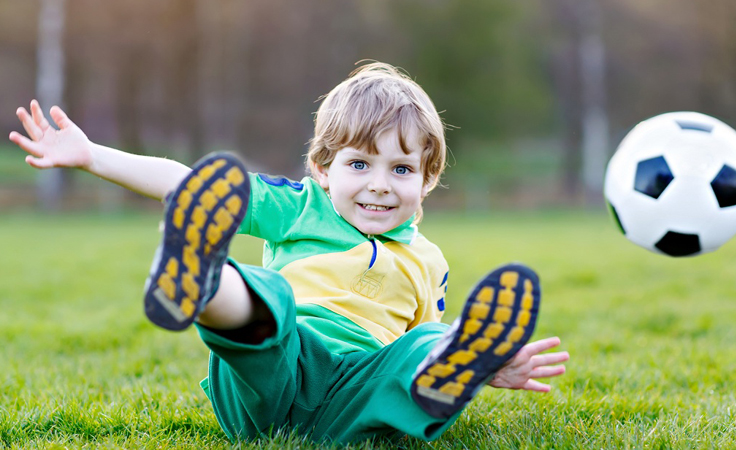 7 نصائح لسلامة طفلك أثناء اللعب في الحديقة