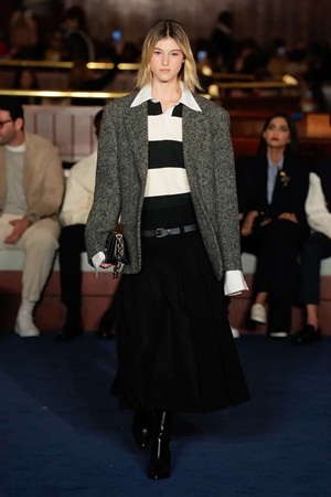 مجموعة تومي هيلفيغر لخريف وشتاء 2024 رسالة حب إلى نيويورك