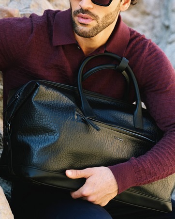 رمضان 2026 مع تيد بيكر: وردة بريطانية بروح عصرية