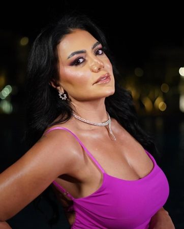 رانيا يوسف: أحب الفرفشة والرقص يضبط «المَزاج»