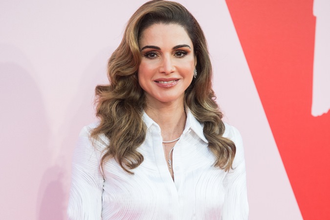 3 عطور مفضلة للملكة رانيا