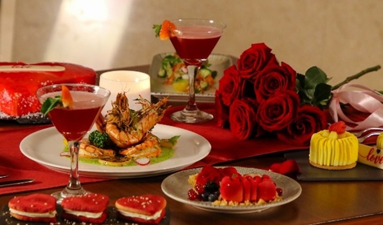 احتفلي بالرومانسية والرفاهية هذا الشهر في قلب دبي مع فندق سويس أوتيل الغرير