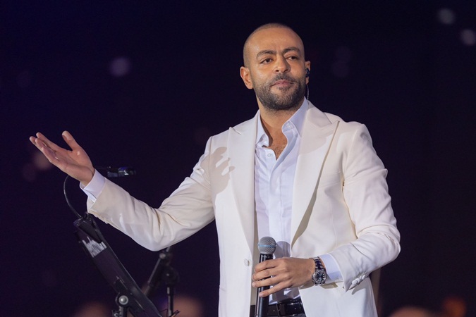 تامر عاشور: لو ابنتي لديها موهبة لها علاقة بالفن سأمنعها