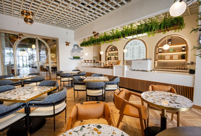 استمتعوا بالمذاقات الجديدة في ريزن كافيه بدبي