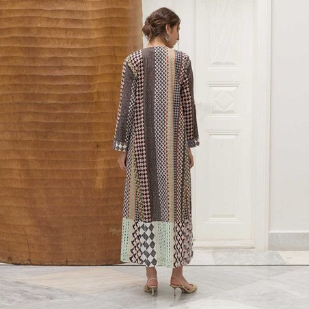 إطلالات رمضانية 2026 بلمسة عصرية هادئة