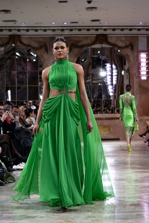 مجموعة روبير أبي نادر الجديدة: أناقة تنبض بالضوء