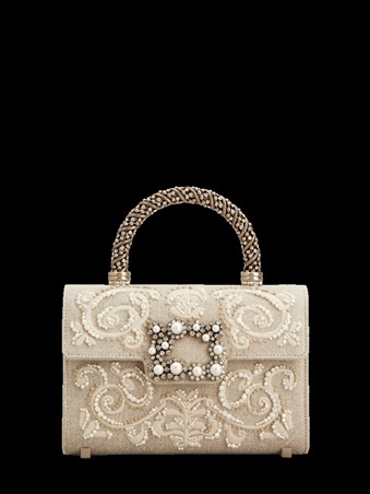 علامة روجيه فيفييه تحتفي بجمال أبوظبي عبر أربعة ابتكارات حصرية