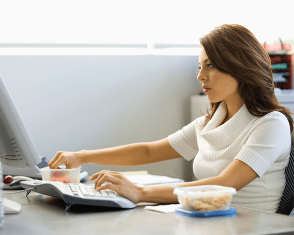 كيف تجدين وقتاً لكِ وللحب خلال العمل؟