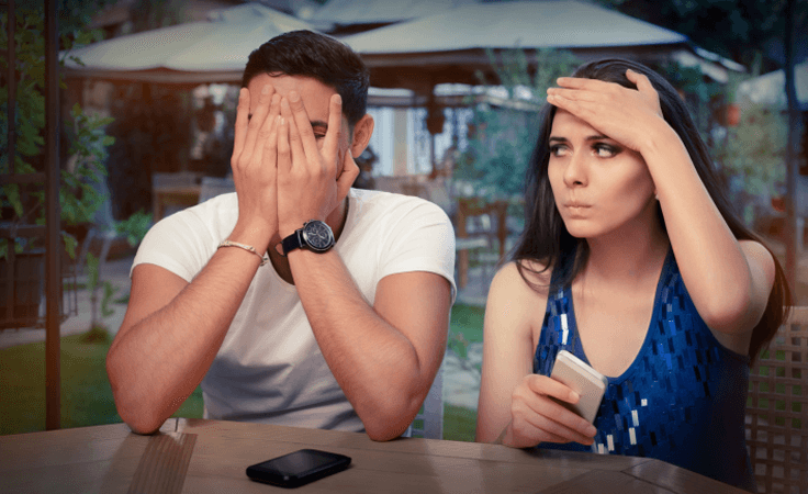 ضغط العمل يقتل السعادة الزوجية... فاحذري ذلك