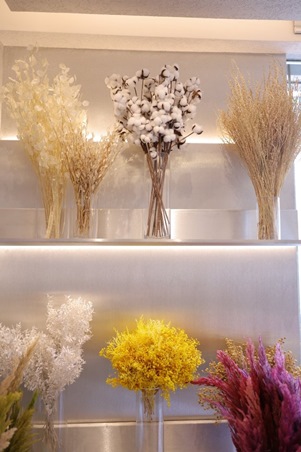 زهور الأمل تزهر في بيروت: The Flower Society تفتتح فصلًا جديدًا بقيادة زويا صقر
