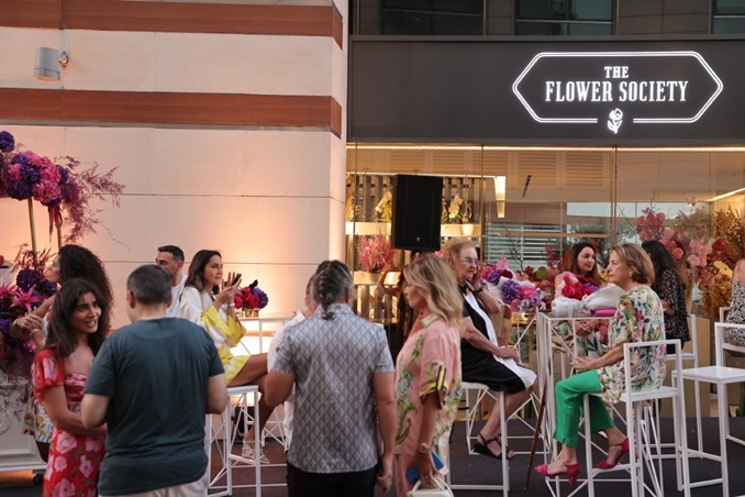 زهور الأمل تزهر في بيروت: The Flower Society تفتتح فصلًا جديدًا بقيادة زويا صقر