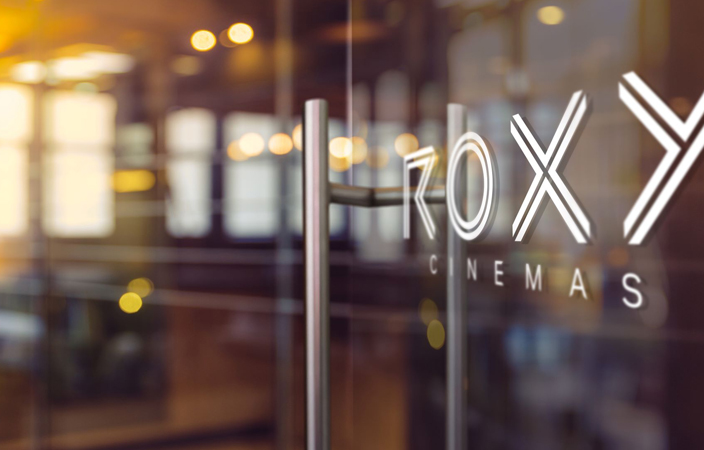 تجربة السينما أصبحت أفخم مع أكبر شاشة عرض في دبي هيلز مول