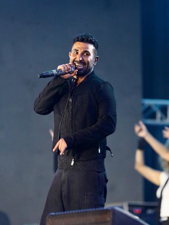 أحمد سعد يكشف عن سبب تغيير قراراته