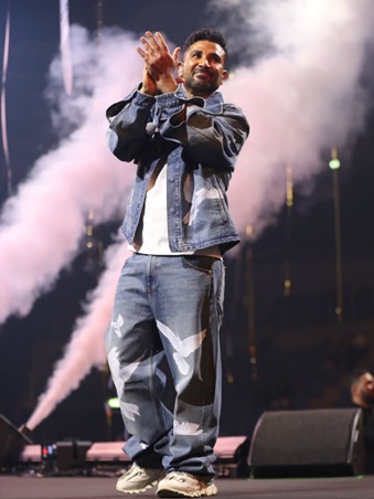 أحمد سعد يكشف عن سبب تغيير قراراته