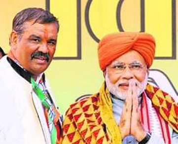 من سبّاك في السعودية إلى وزير في الهند!