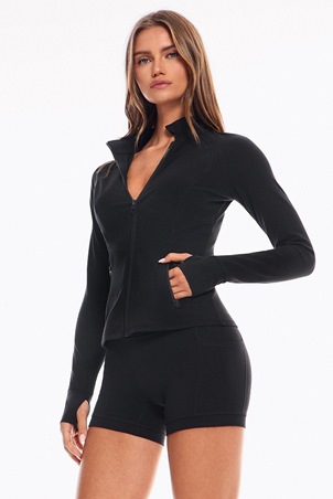 من الجيم إلى الشارع... أناقة اللياقة تبدأ من شي إن