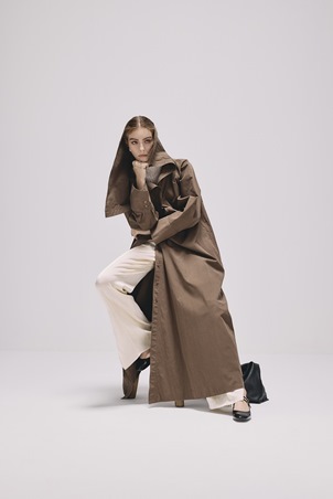 ألوان الموسم: تدرّجات خريفية بتوقيع الهدوء والرقي