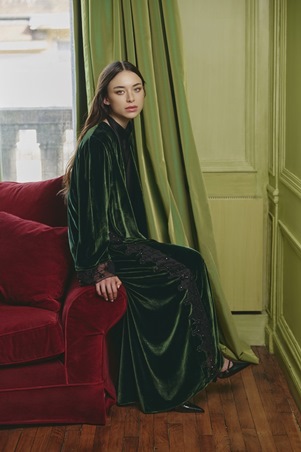 ألوان الموسم: تدرّجات خريفية بتوقيع الهدوء والرقي