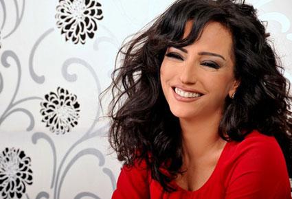 مؤمن الملا ينقل حواري الشّام إلى أبوظبي