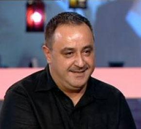 مؤمن الملا ينقل حواري الشّام إلى أبوظبي