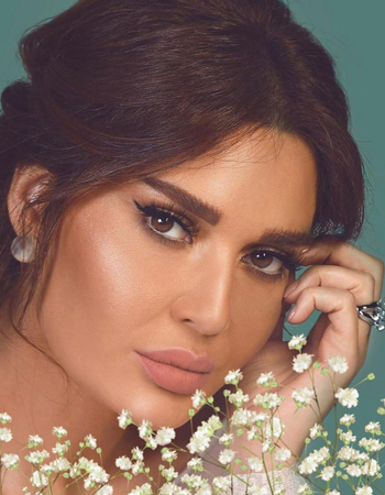 احتدام المنافسة بين نادين نجيم وسيرين عبد النور في الخريف؟