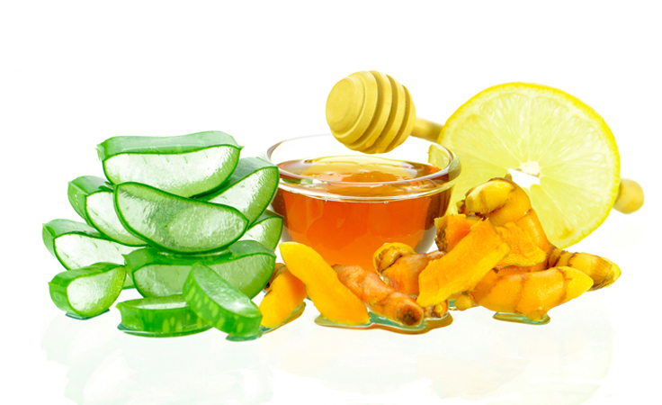 7 طرق عبقرية لاستخدام العسل في روتينكِ الجمالي
