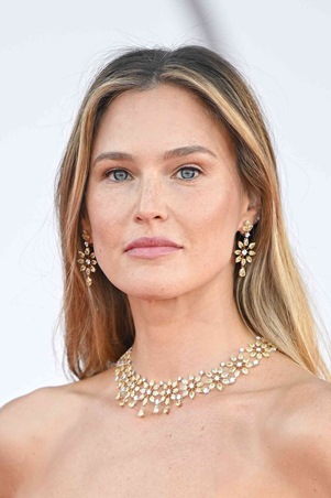 صيحات مكياج تنتقل معنا من الاحتفالات إلى الحياة اليومية