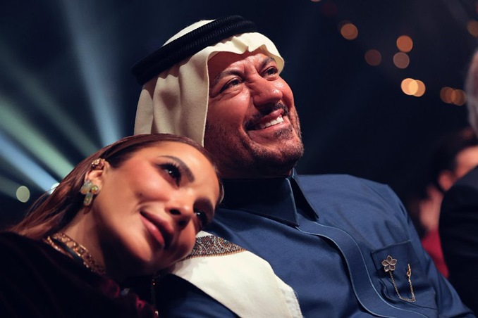 شائعات الانفصال تطارد أصالة نصري والصمت يشعل الموقف