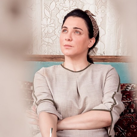 سلاف فواخرجي تبحث عن البيت والكرامة