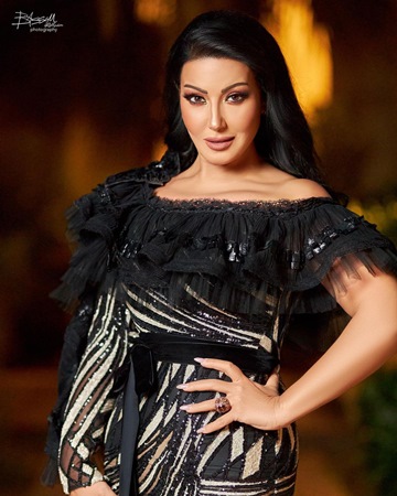 سمية الخشاب مشغولة بـ«100 راجل»