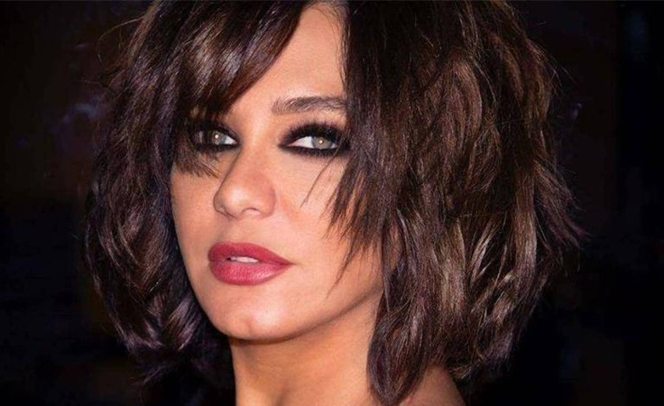 تصريحات سلاف فواخرجي تهدّد عودتها إلى مصر