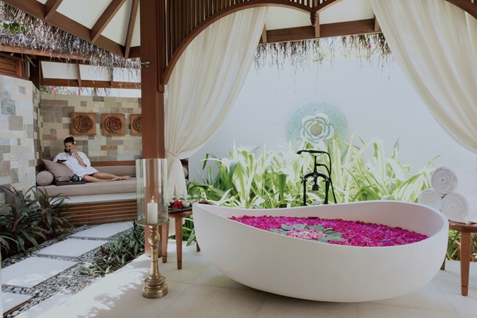 استمتعي بتجربة 