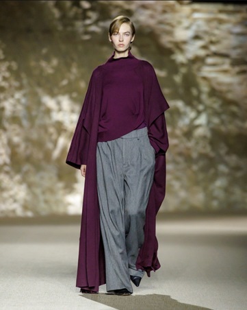 منتصف أسبوع الأزياء في الرياض 2025: توازن بين الأصالة العالمية والهوية السعودية