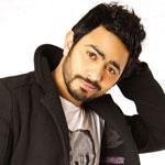 هل تخطّى تامر حسني الثلاثين؟