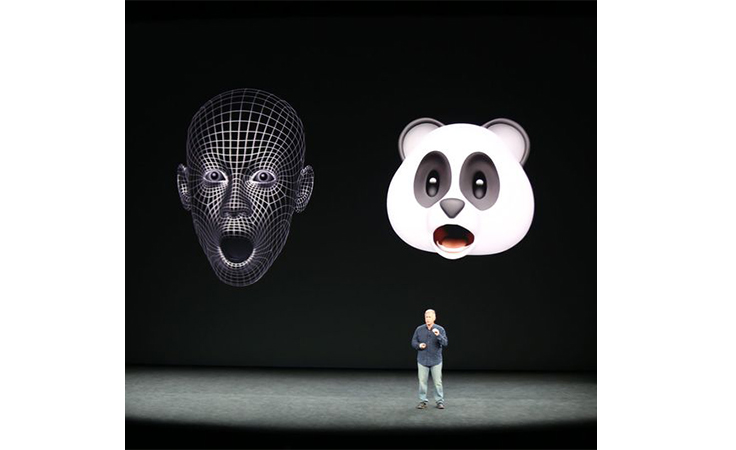 تعرّفي إلى مميزات آيفون X الجديد الذي يخطف الأنفاس