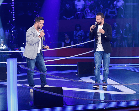 شيرين تبكي مستاءة وكاظم يتغزّل بها في 