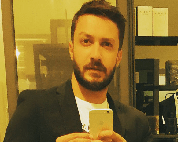 نواعم تكشف عن هوية مذيع 
