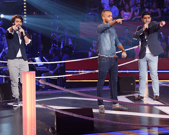 شيرين تبكي مستاءة وكاظم يتغزّل بها في 