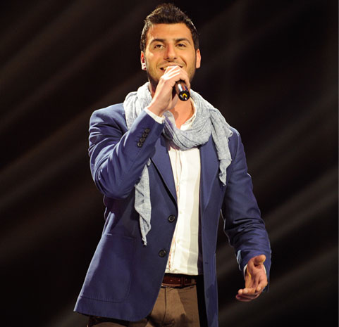 الشاب خالد يكسر رتابة 