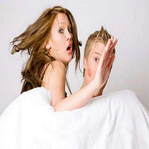 مصرية تضبط خيانة زوجها بحيلة مبتكرة!