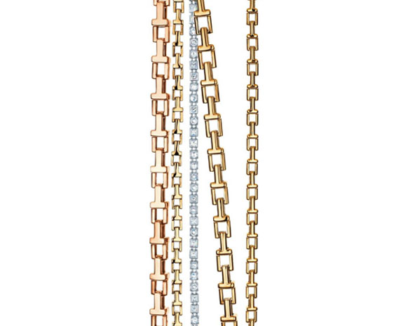 Tiffany & Co تفاجئ عالم المجوهرات بمجموعة Tiffany T الجديدة